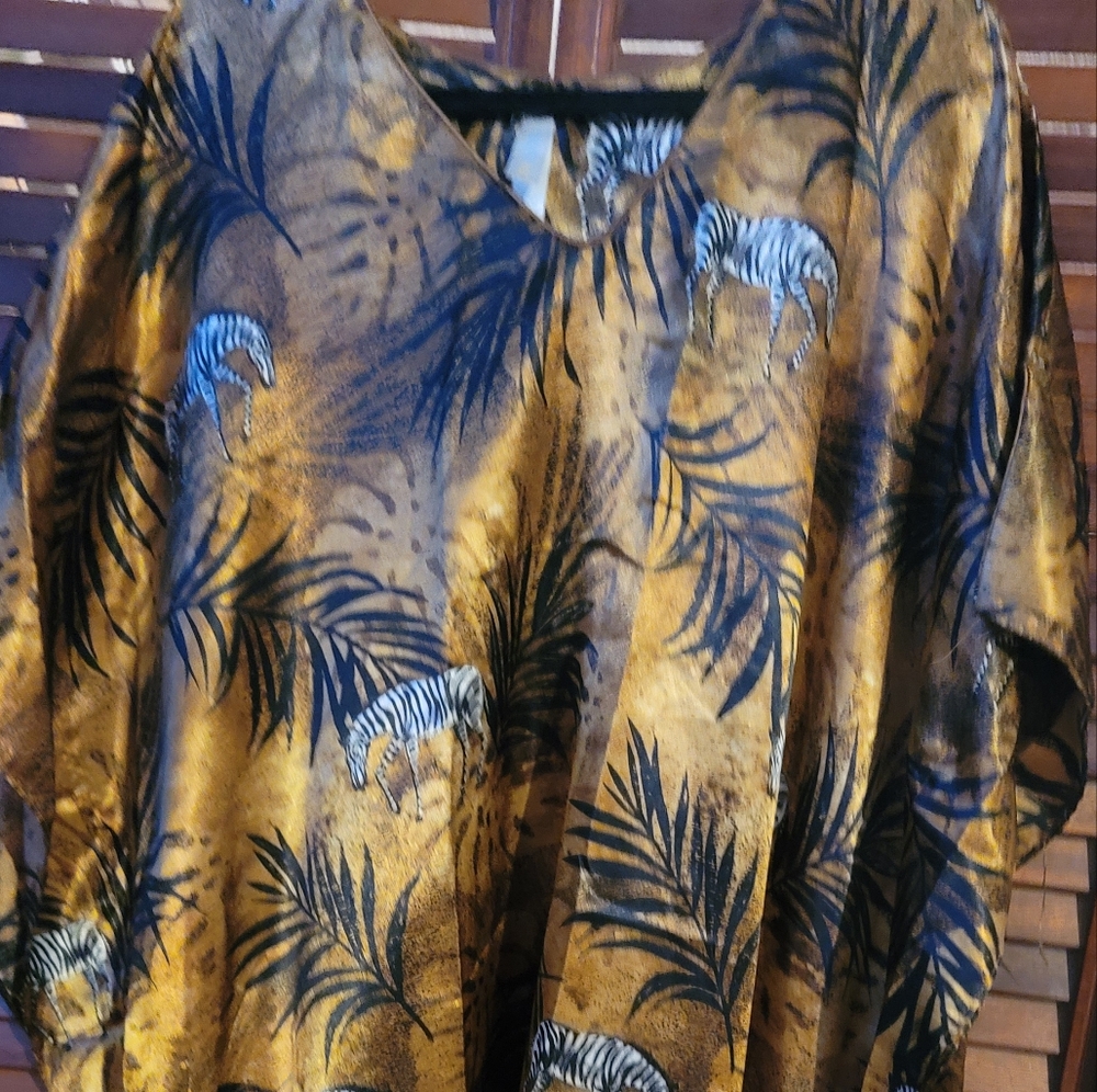 Safari print Comfortable Silk Sleepwear One Zize